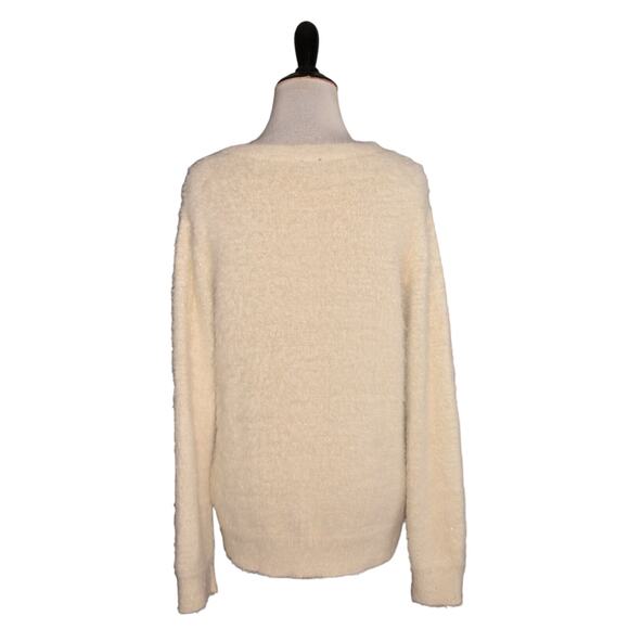 G.I.L.I. NEW $59 Long‎ Sleeve V-Neck Eyelash Knit Sweater in Ivory XXS - Picture 3 of 3
